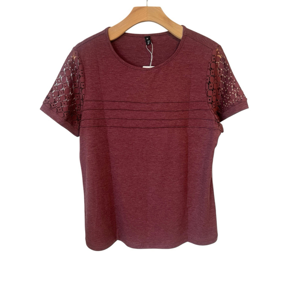 Sunbs Blouse Womens Size Medium Burgundy Short Sleeve Lace Detail Round Neck NWT